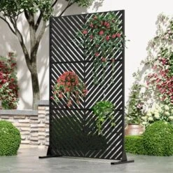 1-Piece 46.8in.W X 71.37in.H Black Parallel Line Galvanized Outdoor Privacy Screen Garden Screen Decorative Art Panel
