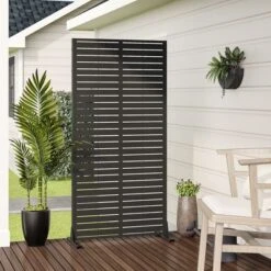 Classic Rectangular Galvanized Sheet Screen With Blinds, Outdoor Partition Garden Screen